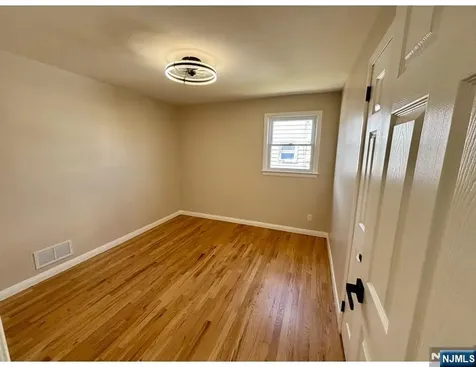 9 Joan Place Clifton NJ 07012