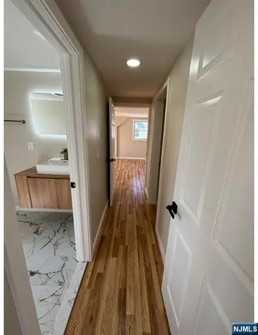 9 Joan Place Clifton NJ 07012