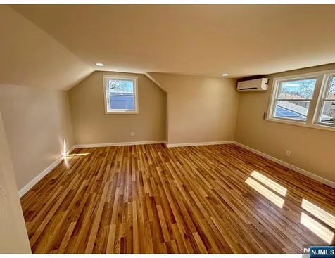 9 Joan Place Clifton NJ 07012