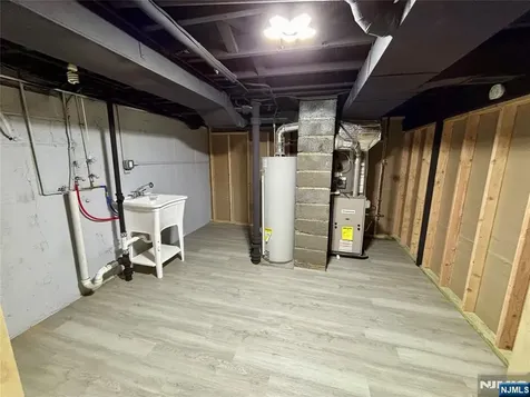 9 Joan Place Clifton NJ 07012