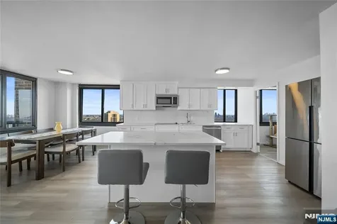 770 Anderson Avenue Cliffside Park NJ 07010