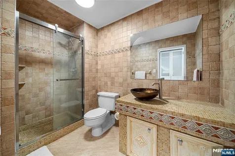 770 Anderson Avenue Cliffside Park NJ 07010