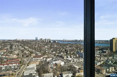 770 Anderson Avenue Cliffside Park NJ 07010