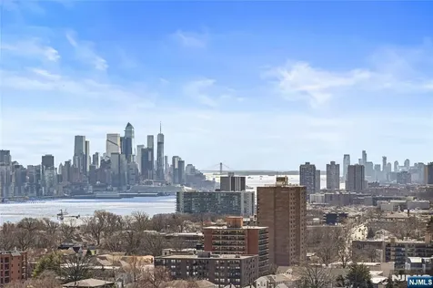 770 Anderson Avenue Cliffside Park NJ 07010
