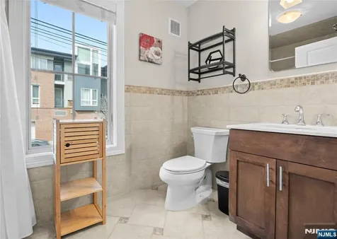 200 Laird Cliffside Park NJ 07010