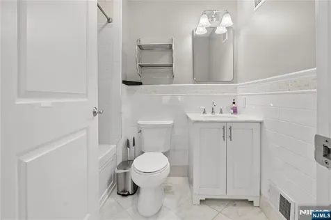 200 Laird Cliffside Park NJ 07010