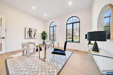 28 Ellens Way Alpine NJ 07620