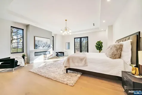 28 Ellens Way Alpine NJ 07620