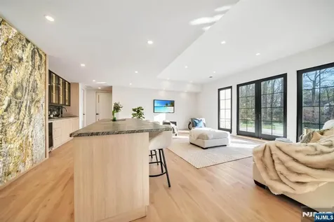 28 Ellens Way Alpine NJ 07620