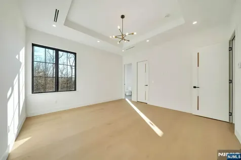 28 Ellens Way Alpine NJ 07620