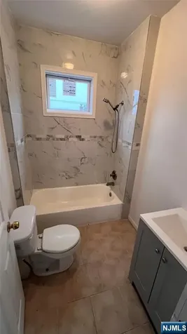 247 Elm Street Elmwood Park NJ 07407