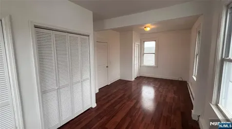 247 Elm Street Elmwood Park NJ 07407
