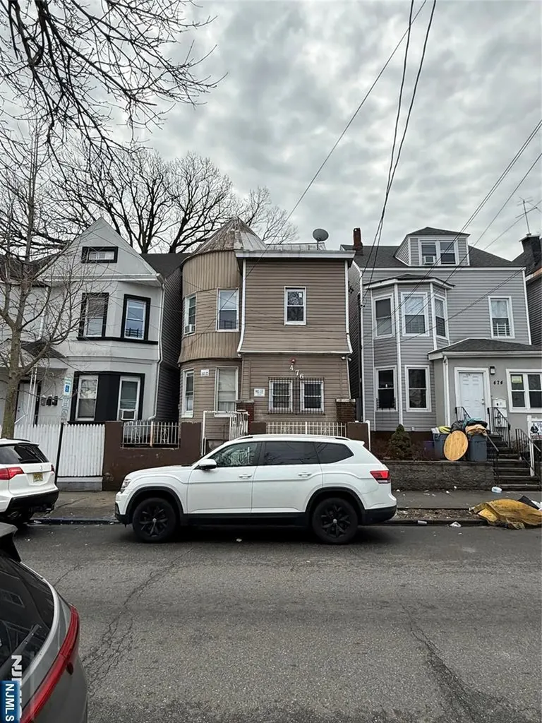 476 Ellison Street Paterson NJ 07501
