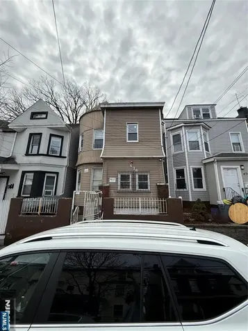 476 Ellison Street Paterson NJ 07501