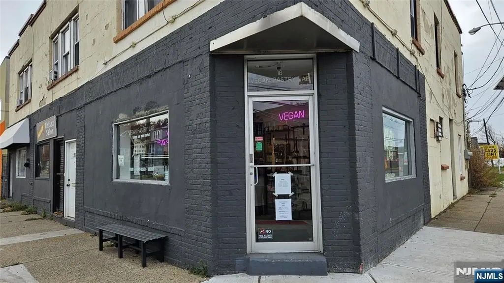 18 Forest Avenue Englewood NJ 07631