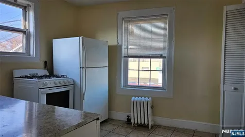 18 Forest Avenue Englewood NJ 07631
