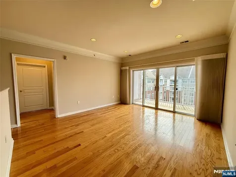 5402 Warrens Way Wanaque NJ 07465