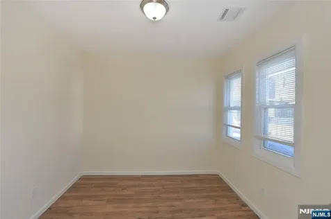 349-351 Osborne Terrace Newark NJ 07112