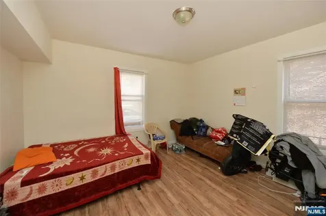349-351 Osborne Terrace Newark NJ 07112