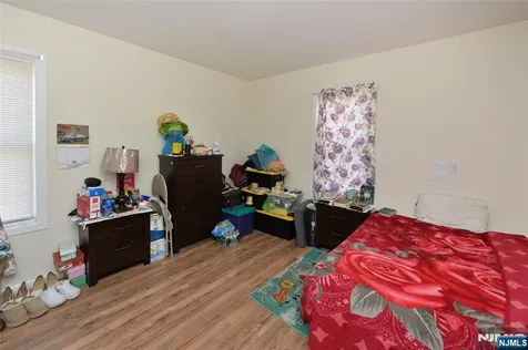 349-351 Osborne Terrace Newark NJ 07112