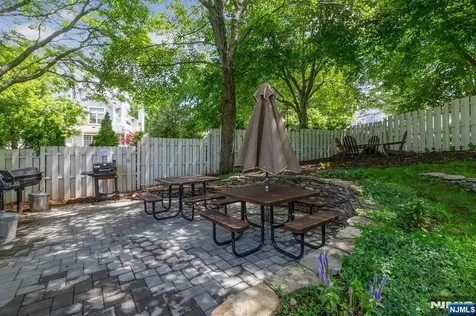 2 Markham Circle Englewood NJ 07631