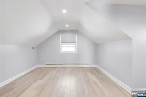 565 Center Street Wood Ridge NJ 07075