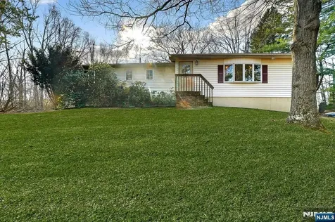 21 Ulster Street West Milford NJ 07480