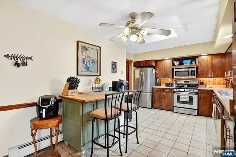 21 Ulster Street West Milford NJ 07480