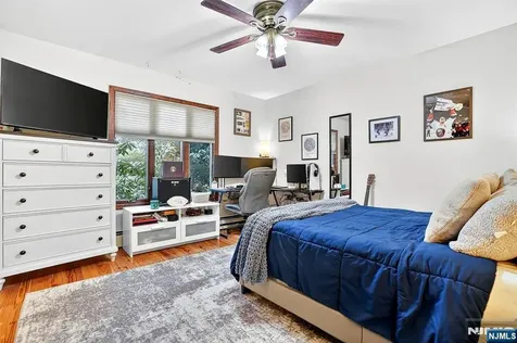 21 Ulster Street West Milford NJ 07480