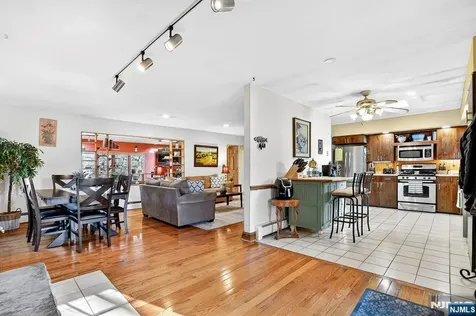 21 Ulster Street West Milford NJ 07480