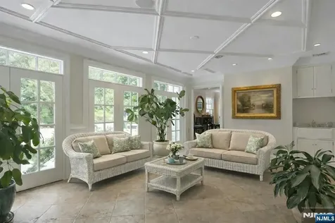 7 Charlden Drive Saddle River NJ 07458