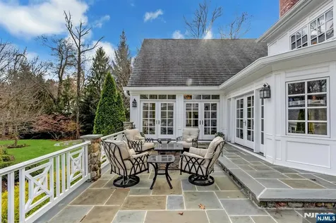 7 Charlden Drive Saddle River NJ 07458