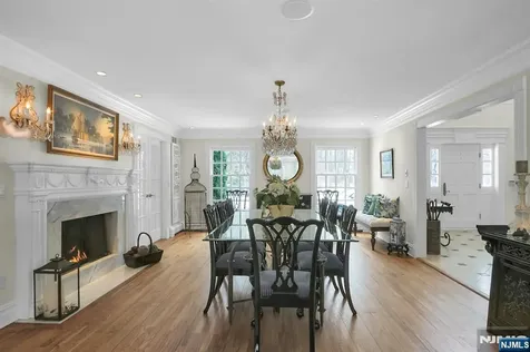 7 Charlden Drive Saddle River NJ 07458