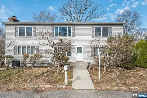 558 Beech Street Twp of Washington NJ 07676