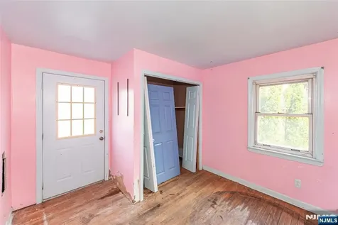 558 Beech Street Twp Of Washington NJ 07676