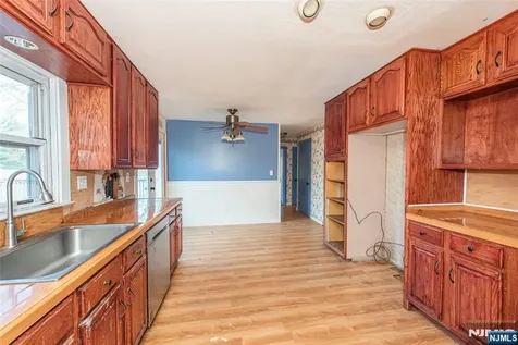 558 Beech Street Twp Of Washington NJ 07676