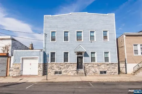 9 8th Street Belleville NJ 07109