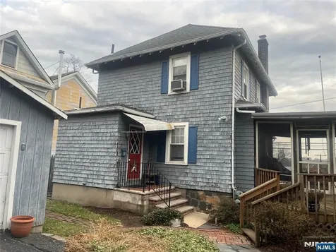 1332 River Road Edgewater NJ 07020