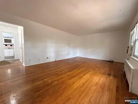 12 Gainesborough Terrace River Edge NJ 07661