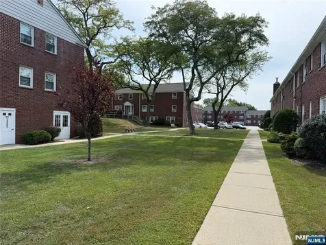 12 Gainesborough Terrace River Edge NJ 07661