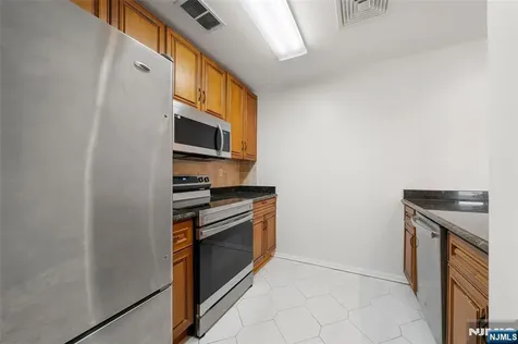 364 Palisade Avenue Cliffside Park NJ 07010