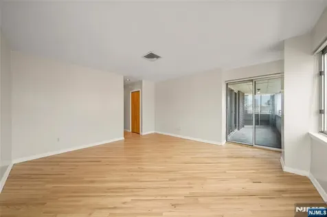 364 Palisade Avenue Cliffside Park NJ 07010