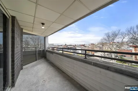 364 Palisade Avenue Cliffside Park NJ 07010