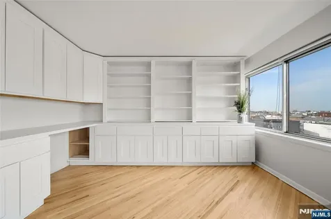 364 Palisade Avenue Cliffside Park NJ 07010