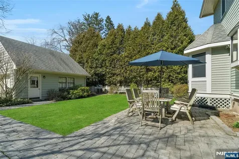 321 Hollywood Avenue Ho-ho-kus NJ 07423