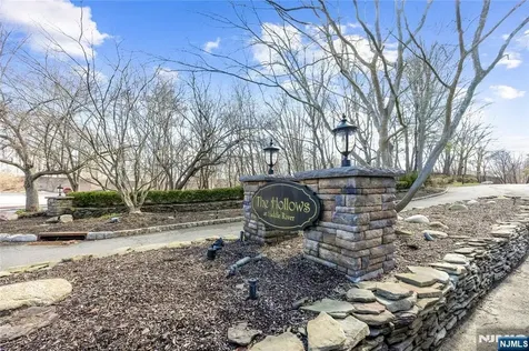 19 Sherbrooke Court Saddle River NJ 07458