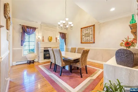 19 Sherbrooke Court Saddle River NJ 07458