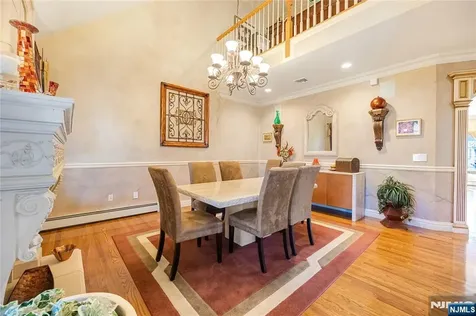 19 Sherbrooke Court Saddle River NJ 07458