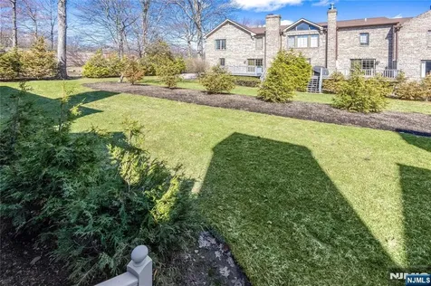 19 Sherbrooke Court Saddle River NJ 07458