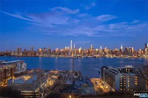 1021 Jfk Boulevard E Weehawken NJ 07086